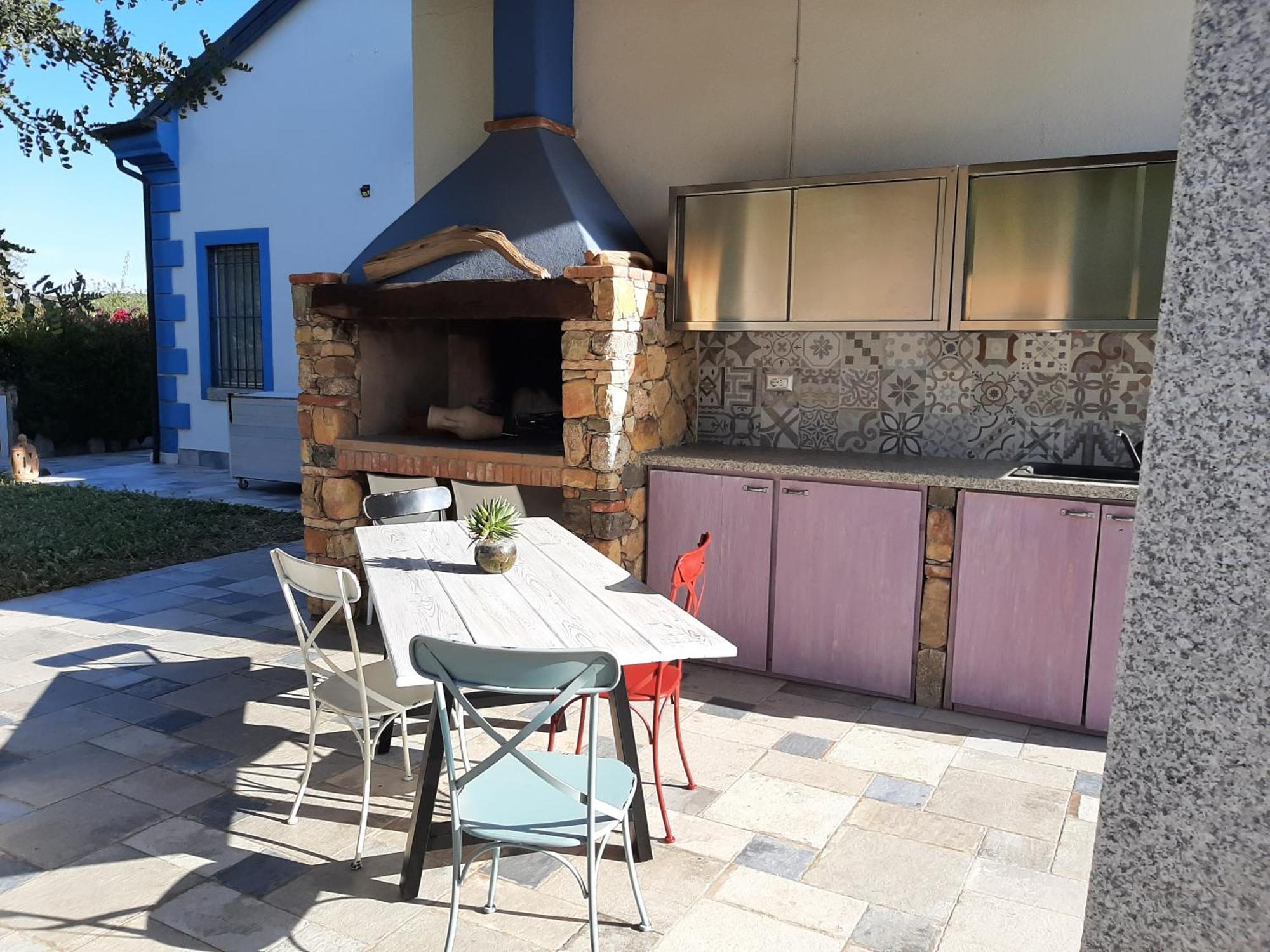 Bed and Breakfast Casale Diletta Castiadas Exterior foto